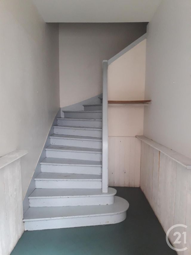 Appartement F3 à louer - 3 pièces - 80.0 m2 - GRAULHET - 81 - MIDI-PYRENEES - Century 21 Sg Immo