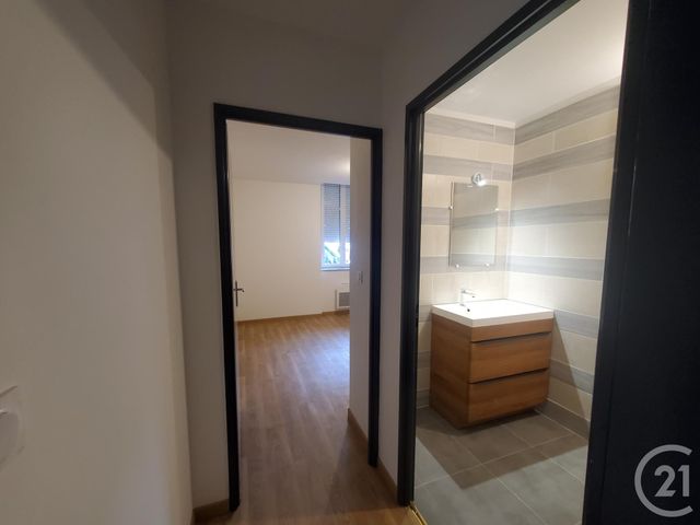 Appartement T2 à louer - 2 pièces - 50.0 m2 - GRAULHET - 81 - MIDI-PYRENEES - Century 21 Sg Immo