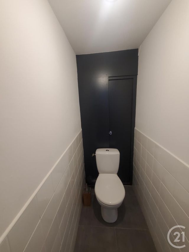 Appartement T2 à louer - 2 pièces - 50.0 m2 - GRAULHET - 81 - MIDI-PYRENEES - Century 21 Sg Immo