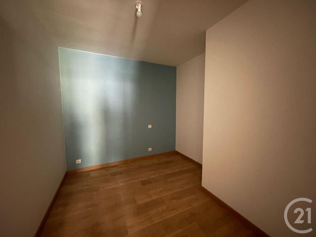 Appartement F3 à louer - 3 pièces - 70.0 m2 - GRAULHET - 81 - MIDI-PYRENEES - Century 21 Sg Immo