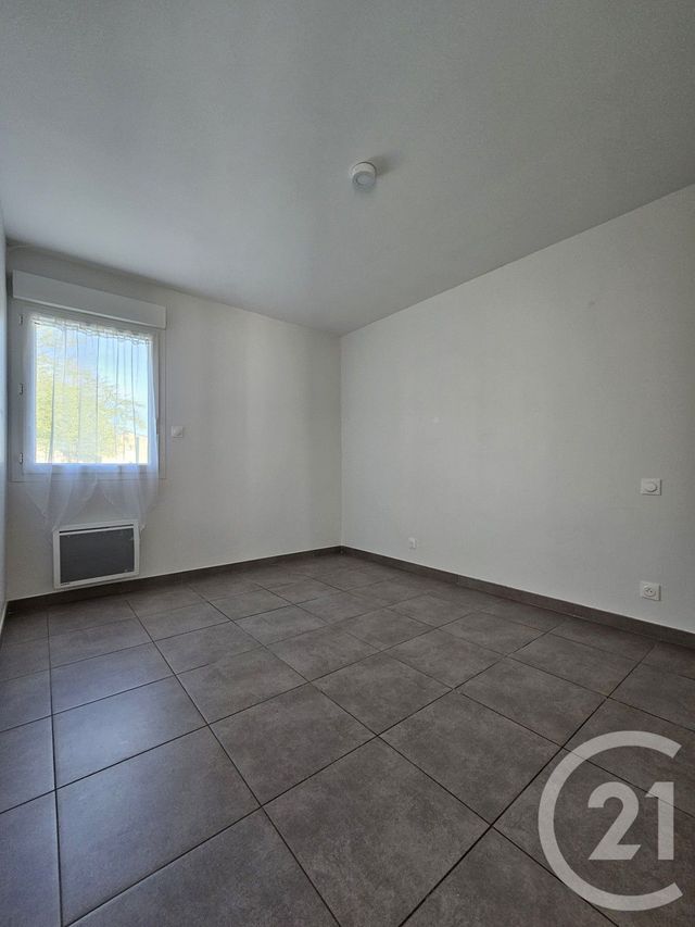 Appartement à louer - 3 pièces - 52.0 m2 - GRAULHET - 81 - MIDI-PYRENEES - Century 21 Sg Immo