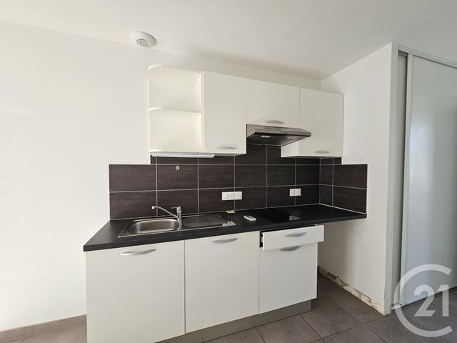 Appartement à louer - 3 pièces - 52.0 m2 - GRAULHET - 81 - MIDI-PYRENEES - Century 21 Sg Immo
