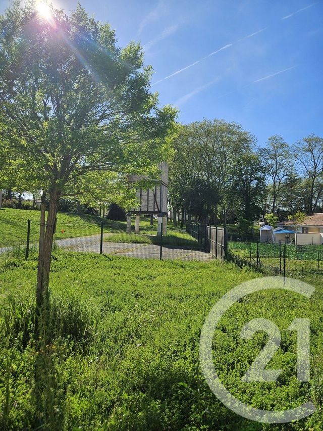 Appartement à louer - 3 pièces - 52.0 m2 - GRAULHET - 81 - MIDI-PYRENEES - Century 21 Sg Immo