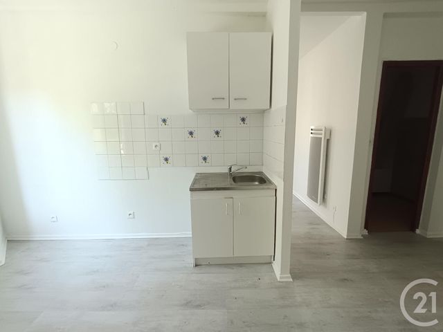 Appartement F2 à louer - 2 pièces - 52.0 m2 - GRAULHET - 81 - MIDI-PYRENEES - Century 21 Sg Immo