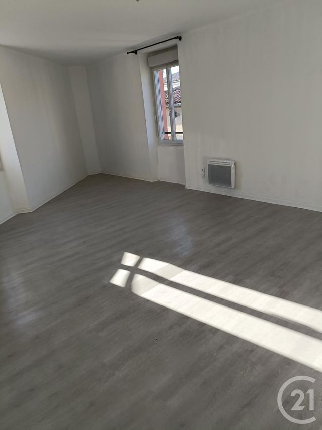 Appartement F2 à louer - 2 pièces - 52.0 m2 - GRAULHET - 81 - MIDI-PYRENEES - Century 21 Sg Immo