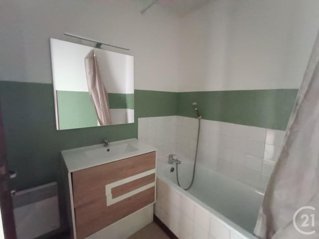 Appartement F2 à louer - 2 pièces - 52.0 m2 - GRAULHET - 81 - MIDI-PYRENEES - Century 21 Sg Immo