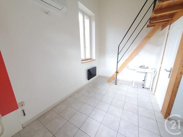 Appartement Studio à louer - 1 pièce - 20.0 m2 - GRAULHET - 81 - MIDI-PYRENEES - Century 21 Sg Immo
