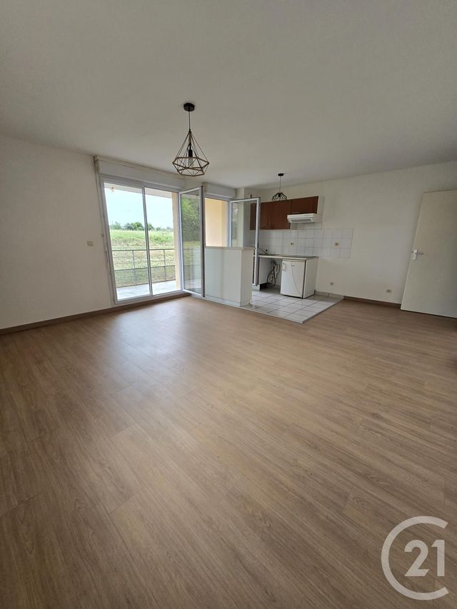 Appartement F3 à louer - 3 pièces - 65.0 m2 - GRAULHET - 81 - MIDI-PYRENEES - Century 21 Sg Immo