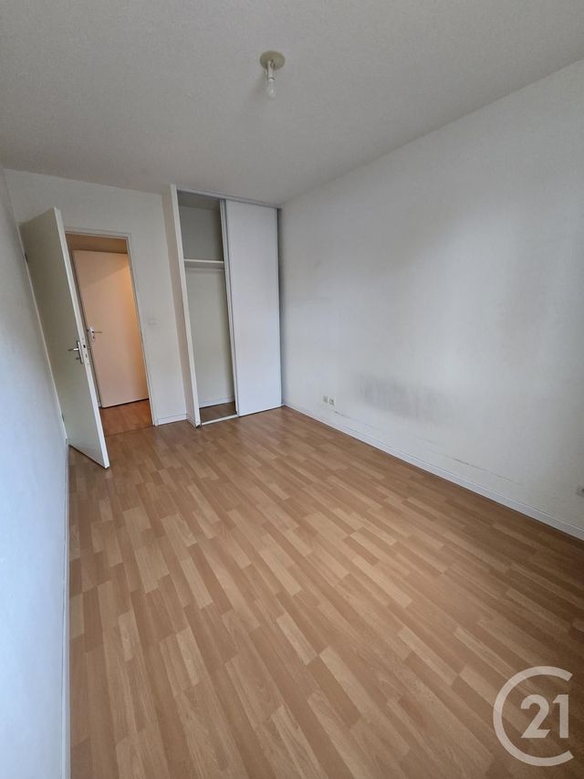 Appartement F3 à louer - 3 pièces - 65.0 m2 - GRAULHET - 81 - MIDI-PYRENEES - Century 21 Sg Immo