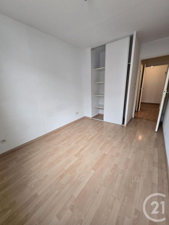 Appartement F3 à louer - 3 pièces - 65.0 m2 - GRAULHET - 81 - MIDI-PYRENEES - Century 21 Sg Immo
