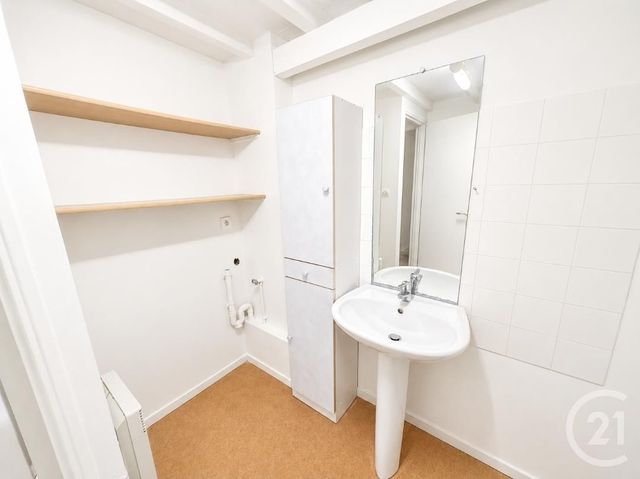 Appartement F3 à louer - 3 pièces - 50.0 m2 - GRAULHET - 81 - MIDI-PYRENEES - Century 21 Sg Immo