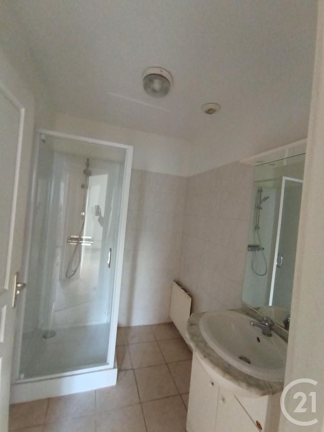 Appartement T3 à louer - 3 pièces - 71.85 m2 - GRAULHET - 81 - MIDI-PYRENEES - Century 21 Sg Immo