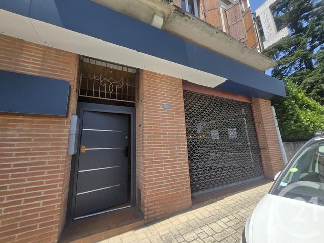 Appartement Local à louer - 2 pièces - 55.0 m2 - GRAULHET - 81 - MIDI-PYRENEES - Century 21 Sg Immo