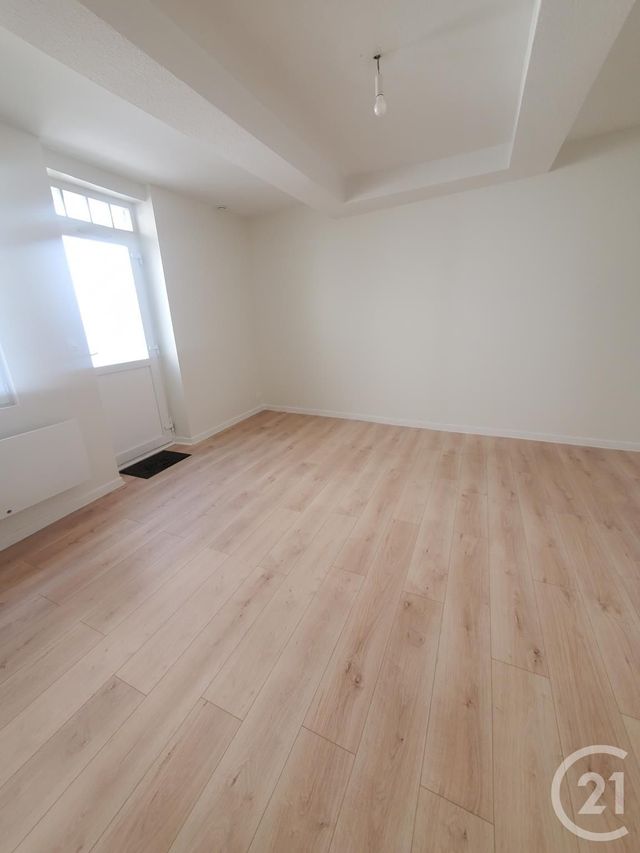 Appartement à louer - 2 pièces - 45.0 m2 - GRAULHET - 81 - MIDI-PYRENEES - Century 21 Sg Immo