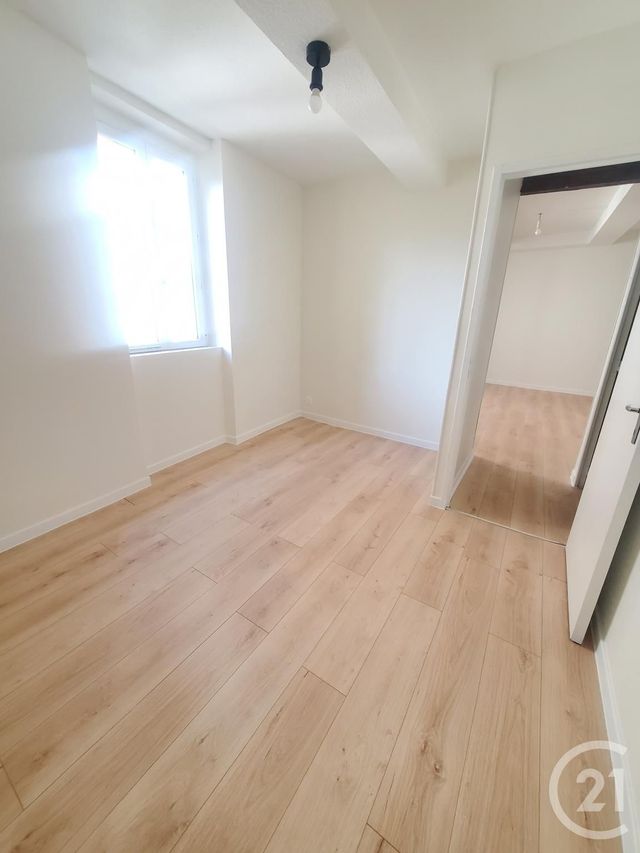 Appartement à louer - 2 pièces - 45.0 m2 - GRAULHET - 81 - MIDI-PYRENEES - Century 21 Sg Immo
