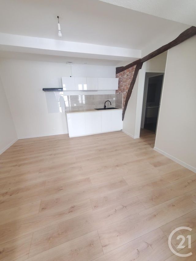 Appartement à louer - 2 pièces - 45.0 m2 - GRAULHET - 81 - MIDI-PYRENEES - Century 21 Sg Immo