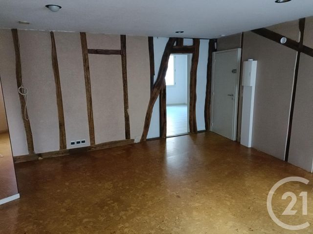 Appartement T2 à louer - 2 pièces - 46.0 m2 - GRAULHET - 81 - MIDI-PYRENEES - Century 21 Sg Immo