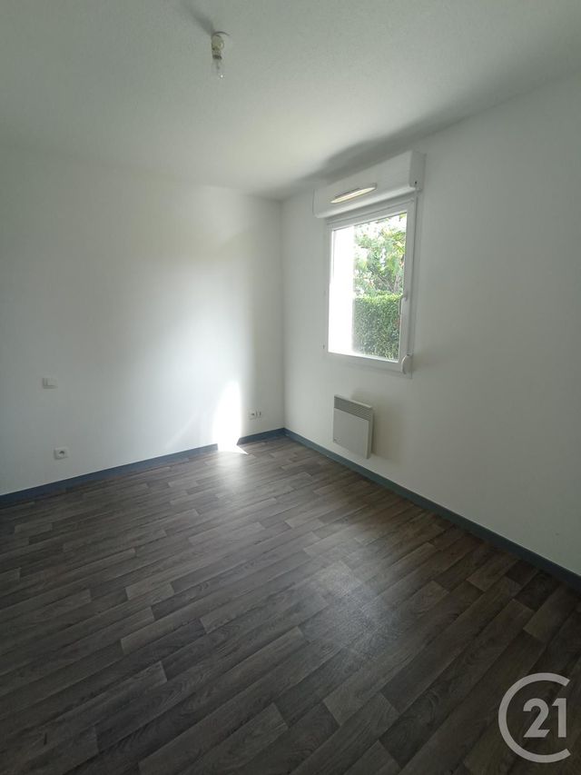 Appartement F3 à louer - 3 pièces - 54.0 m2 - GRAULHET - 81 - MIDI-PYRENEES - Century 21 Sg Immo