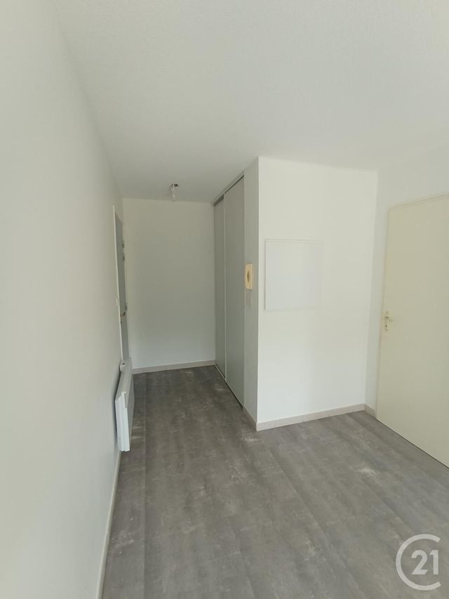 Appartement F3 à louer - 3 pièces - 54.0 m2 - GRAULHET - 81 - MIDI-PYRENEES - Century 21 Sg Immo