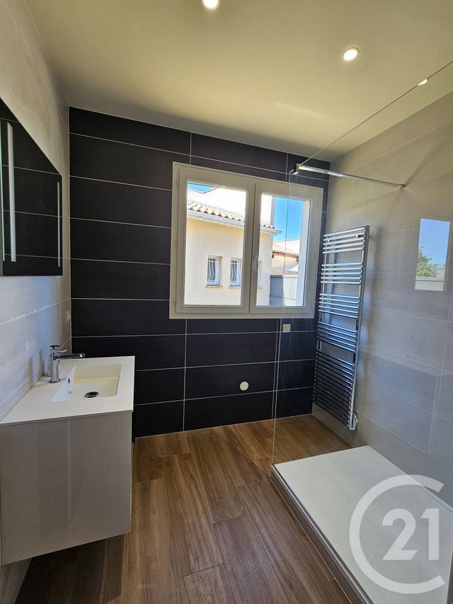 Appartement Local à louer - 4 pièces - 259.0 m2 - GRAULHET - 81 - MIDI-PYRENEES - Century 21 Sg Immo