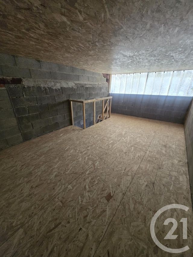 parking à louer - 15.0 m2 - GRAULHET - 81 - MIDI-PYRENEES - Century 21 Sg Immo